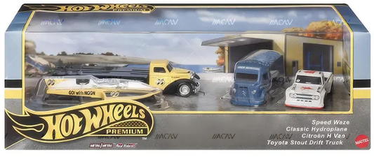 Hot Wheels Premium Mooneyes Box Diorama Set